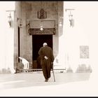 entrando nella moschea sufi