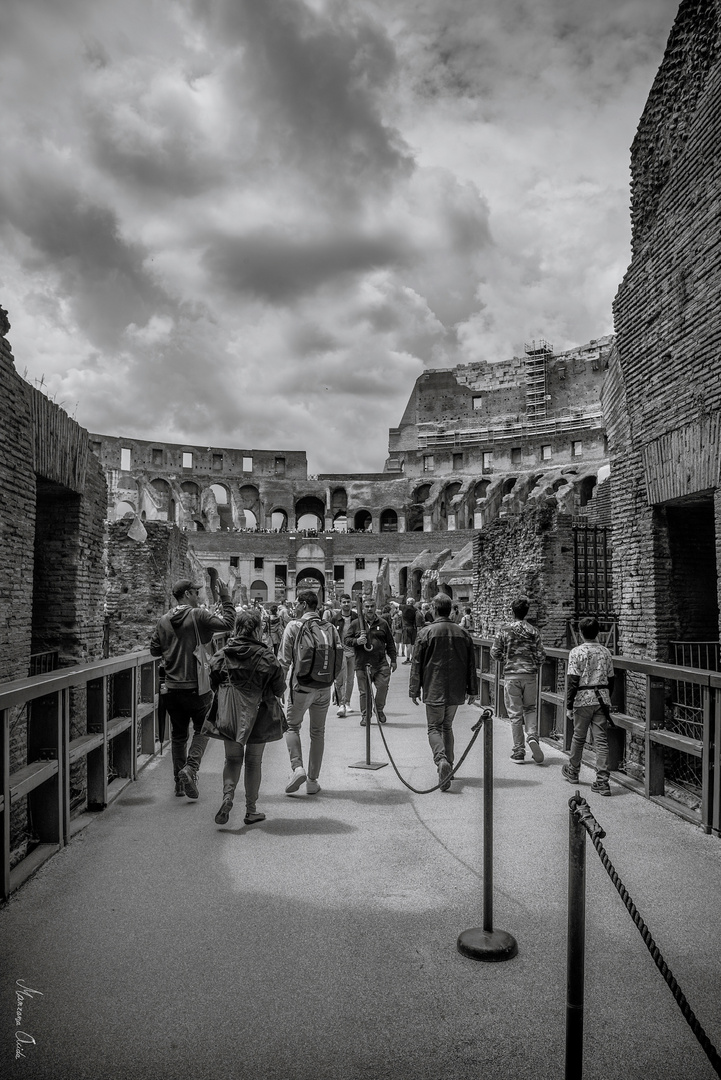 Entrar Al Colosseo…