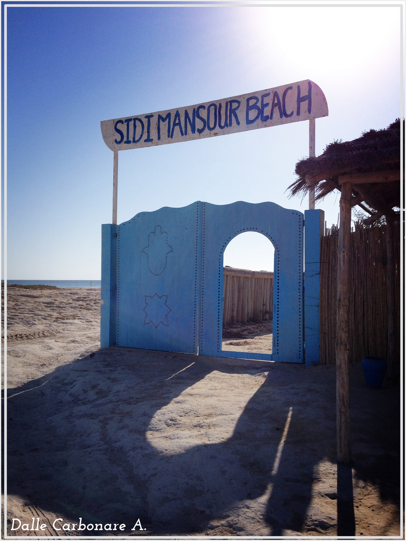 entrata spiaggia Sidi Mansour