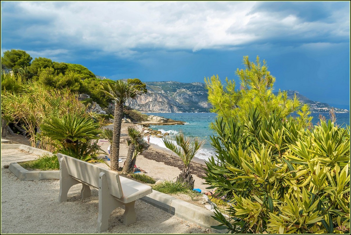 Entre Beaulieu et St Jean Cap Ferrat