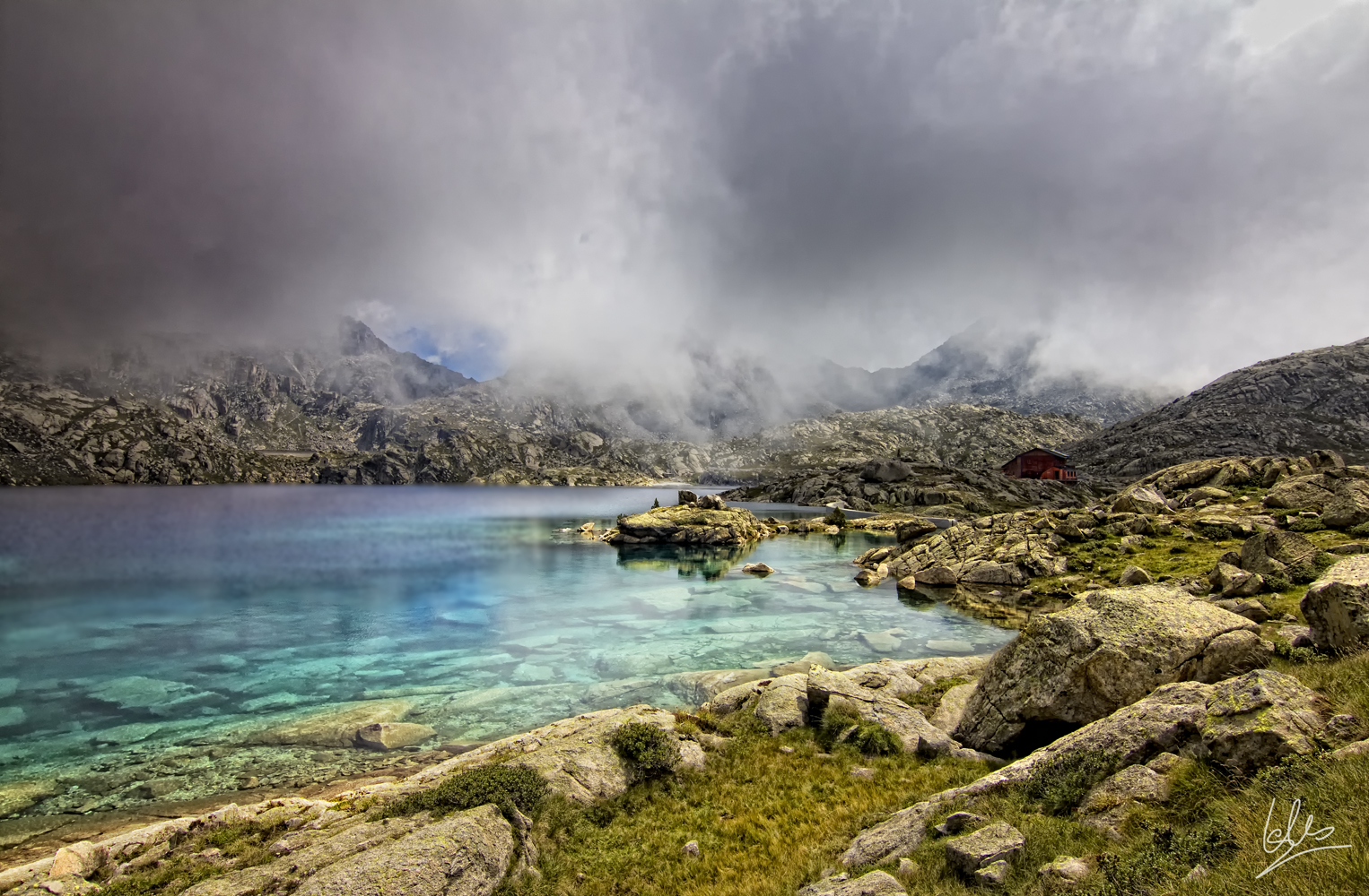 Entre brumas (Llac de la Colomina-Vall Fosca)