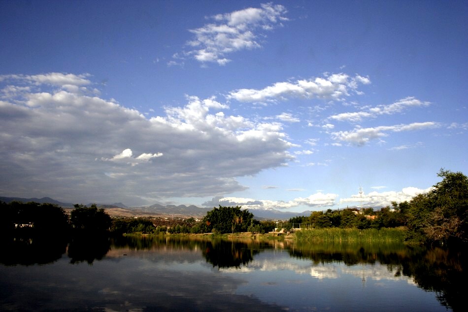 Entre el cielo y el agua