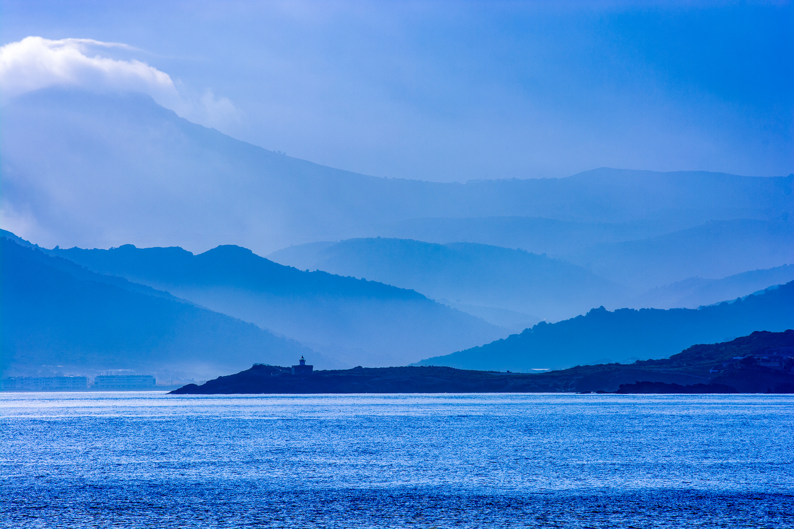 Entre mar y montaña.