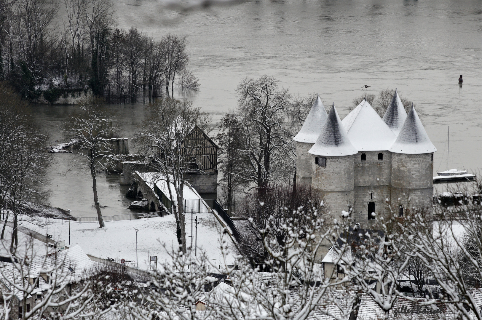 entre neige et inondation