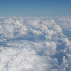 Entre Nubes. Espacio Aereo Venezolano cerca del Aeropuerto Internacional Simón Bolivar .