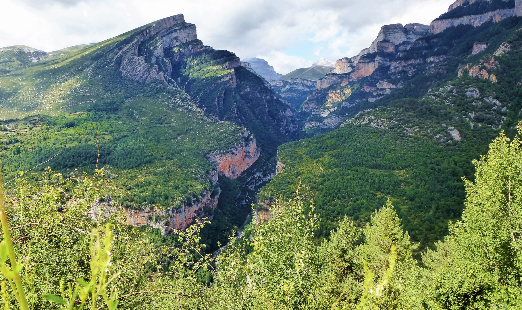 Entrée du canyon d'Anisclo