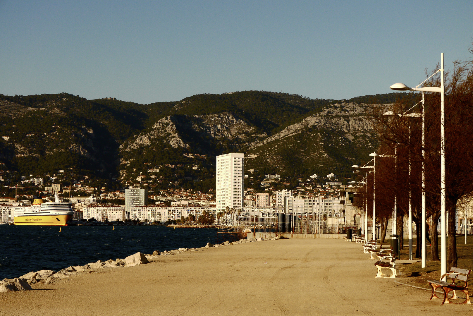 Entrée du port de Toulon