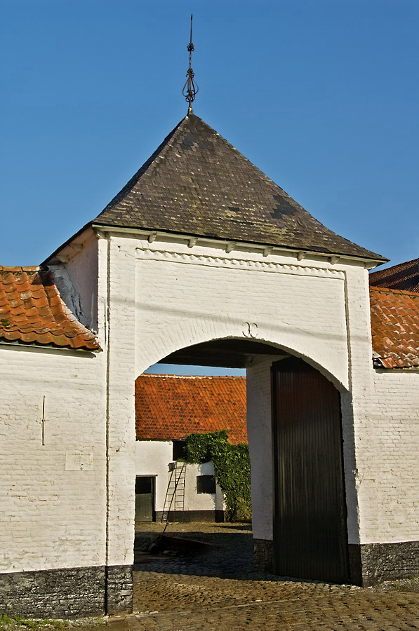 Entry of Old Flemish Farm