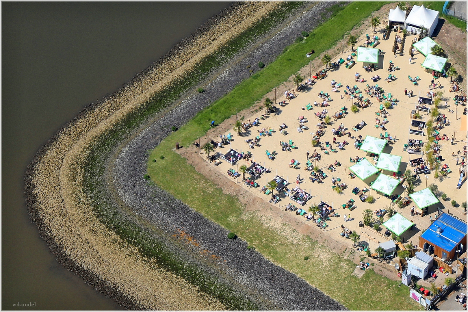 Entspannen am Lankenauer Höft in Bremen (Luftbild, aerial)