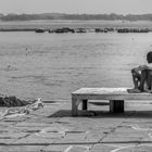 Entspannung am Ganges, Varanasi (Indien)