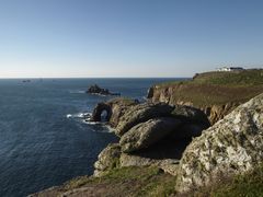 Enys Dodnan und Armed Knight, Land's End, Cornwall