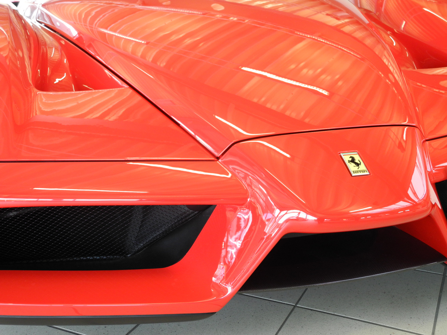 Enzo Front