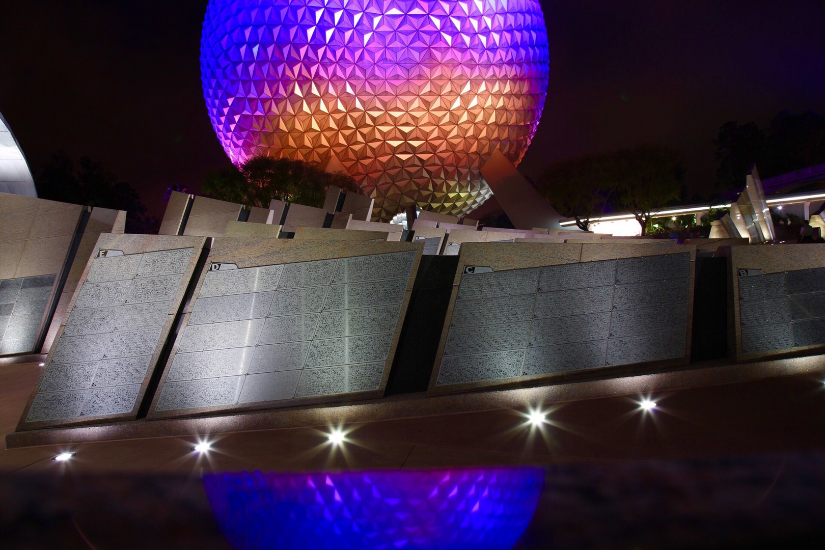 Epcot 3