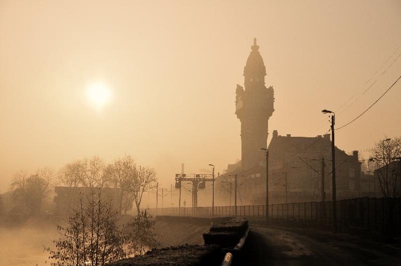 Epernay dans la brume, tour de Castellane