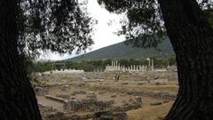 Epidaurus- Blick über die Ausgrabungsstätten