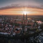 Epischer Sonnenaufgang in Lübeck