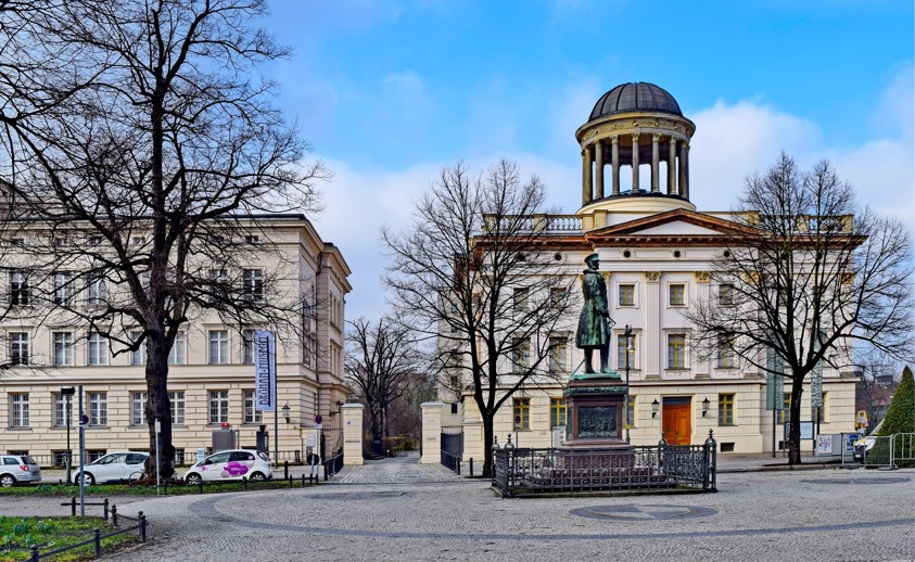 EPOCHENMUSEUM AM SCHLOSS