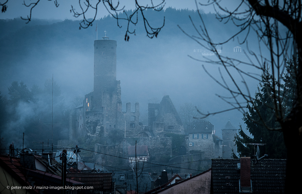 Eppstein/Taunus - Burgruine im Dezember