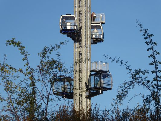 Er hebt wieder ab....