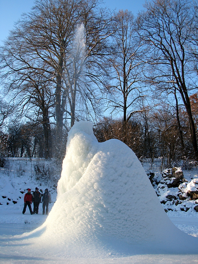 Er springt noch - der Brunnen