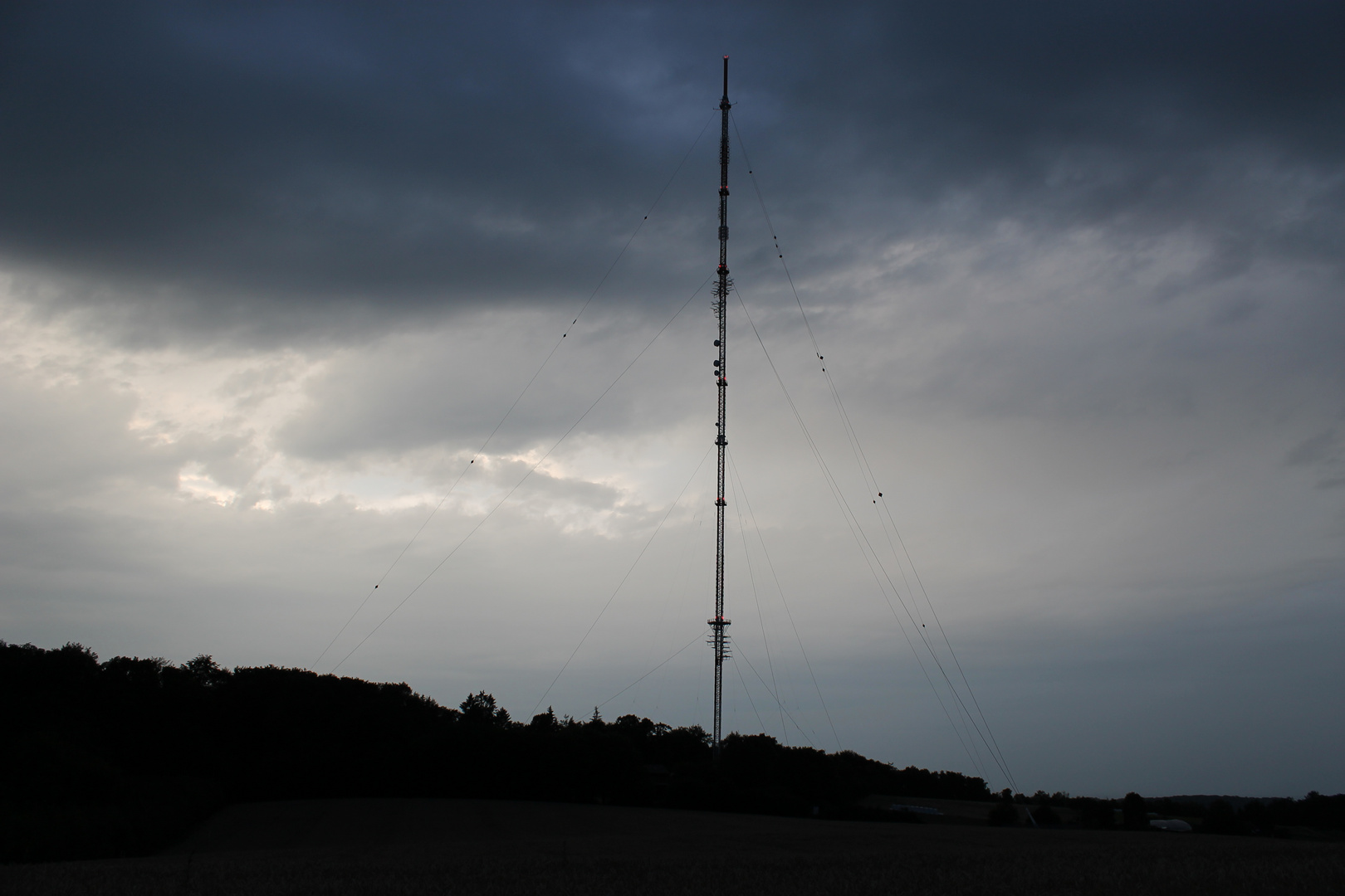 Er steht- bei Wind und Wetter