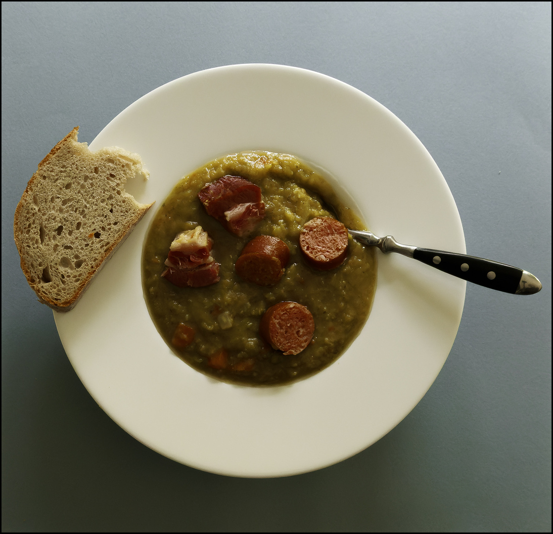 Erbsensuppe