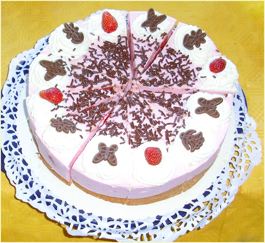 Erdbeersahnetorte