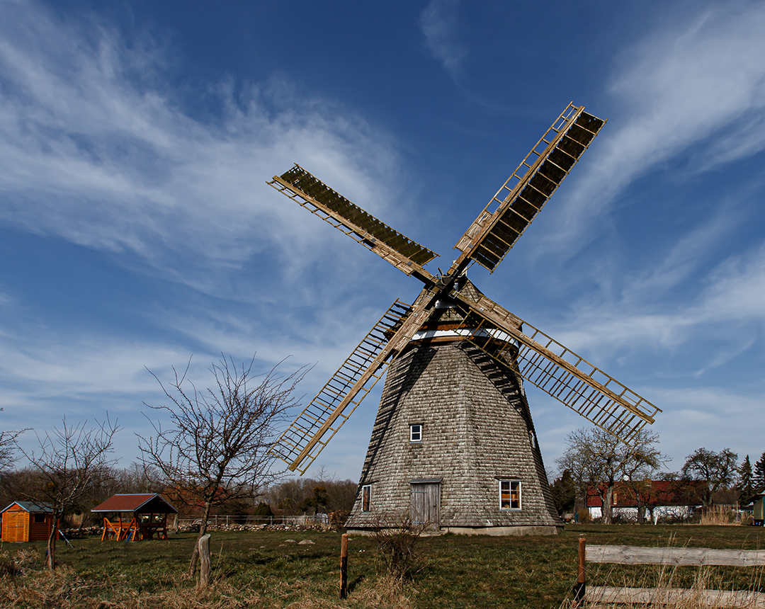 Erdholländer Windmühle. Baujahr 1752