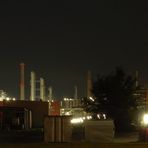 Erdöl-Chemie bei Nacht
