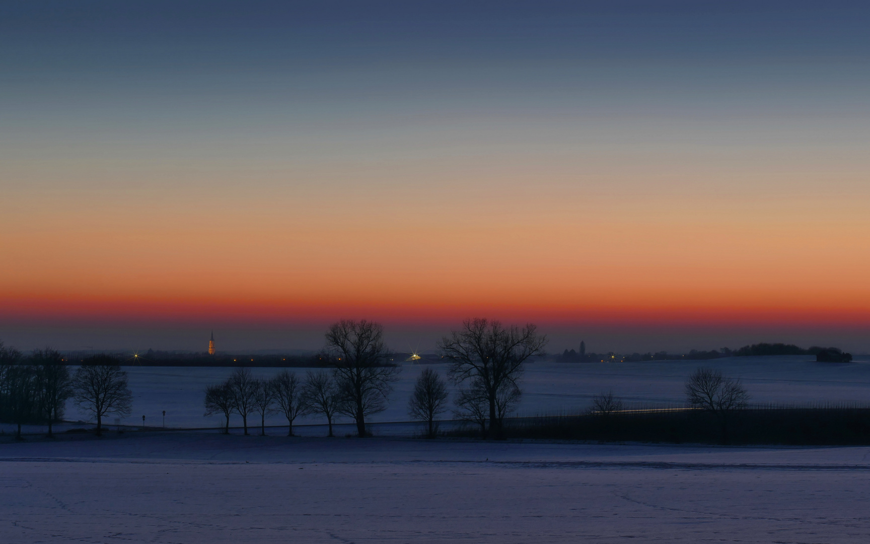 Erdschatten am Horizont