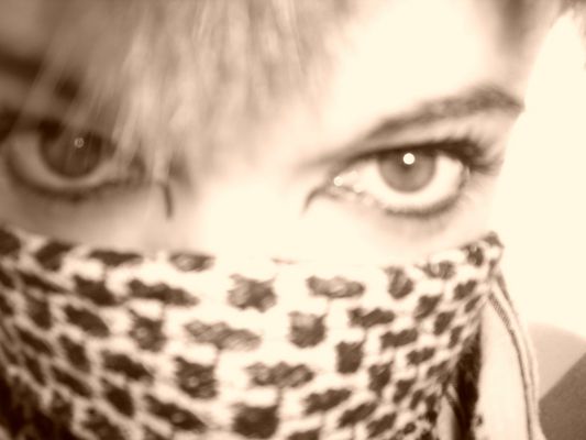 eres capaz de atravesar apariencias? tienes los ojos tan afilados? si es así, adelante