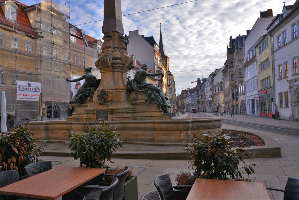 Erfurt, am Morgen (Erfurt, por la mañana)