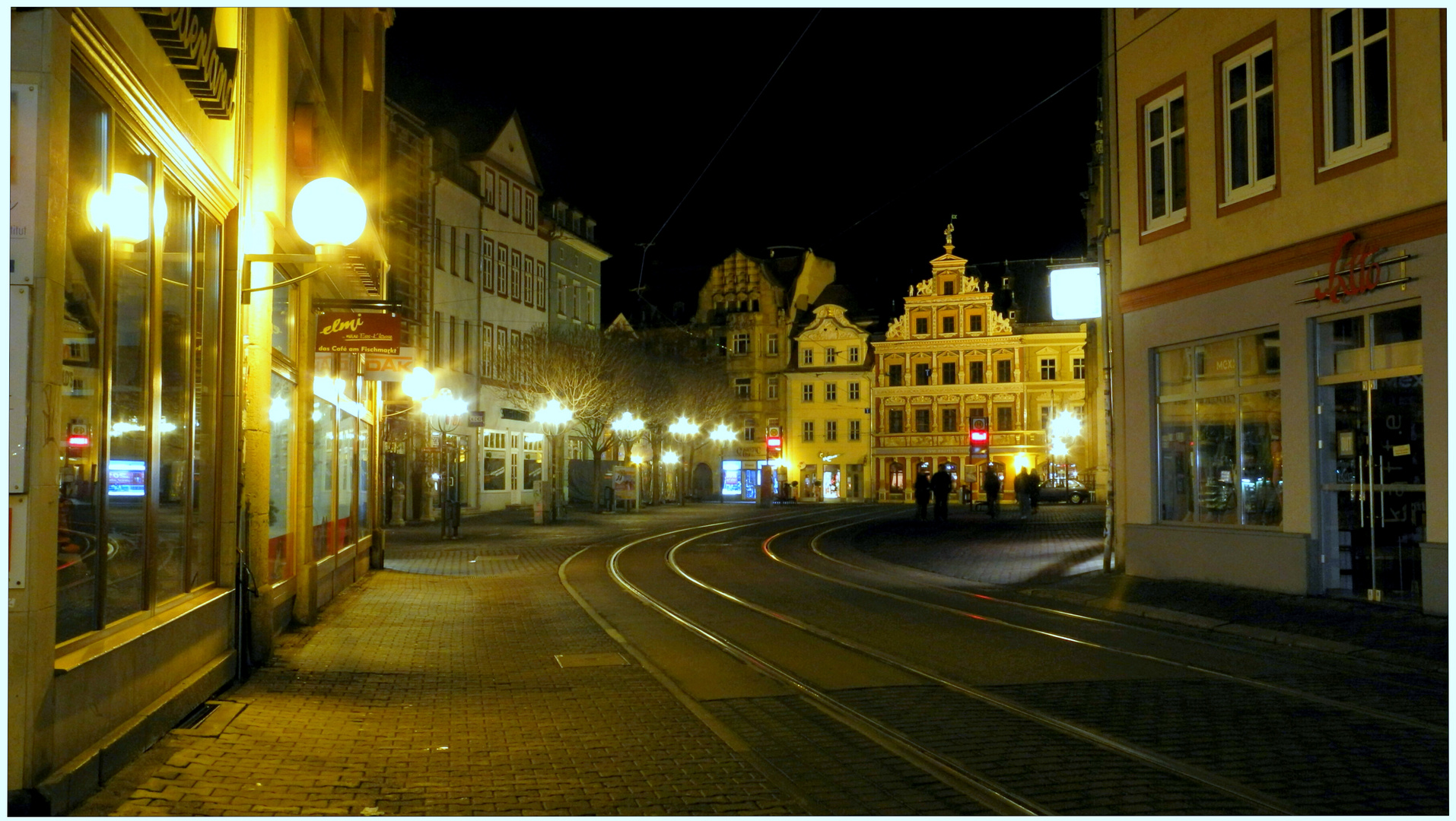 Erfurt, calle a la plaza "Fischmarkt"