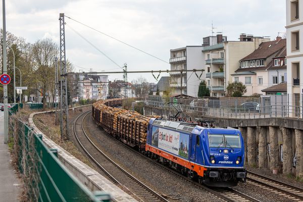 Neuwagenduft Foto & Bild  eisenbahn, verkehr & fahrzeuge, schiene und  straße Bilder auf fotocommunity