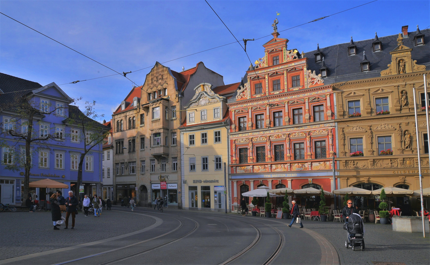 Erfurt, schöne Häuser am "Fischmarkt" Foto & Bild architektur