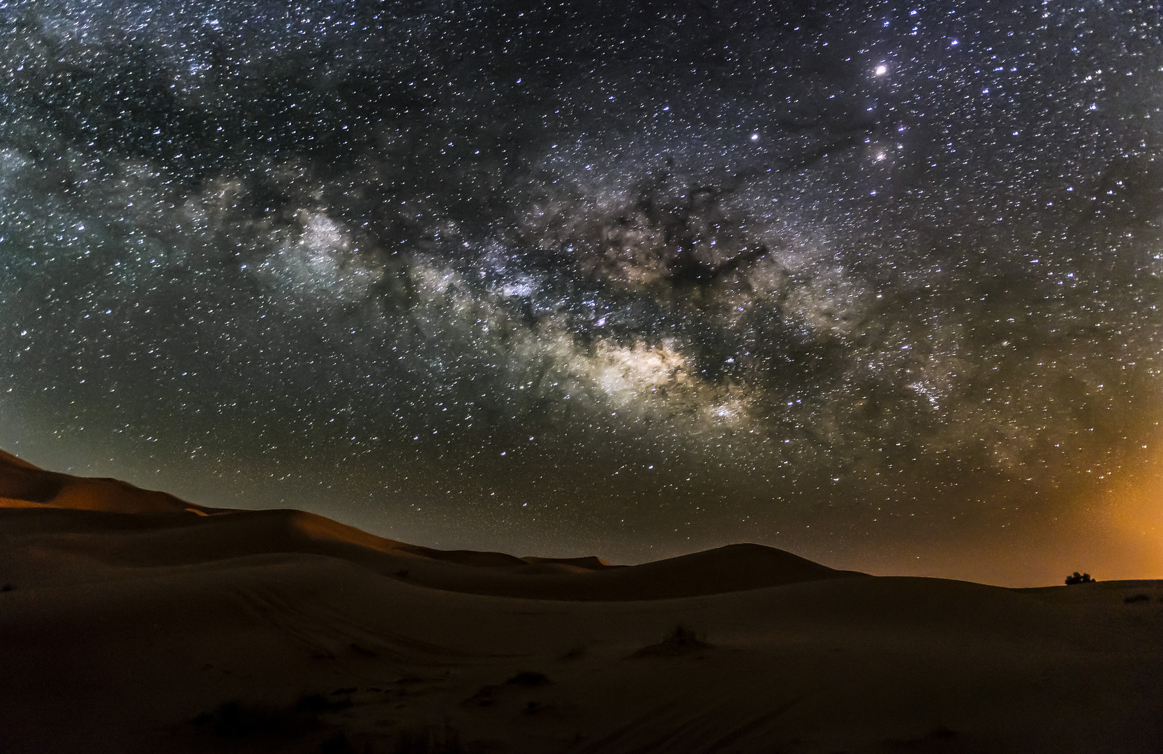 Erg Chebbi y su Via Láctea