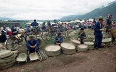 Erhai Lake - Market Day