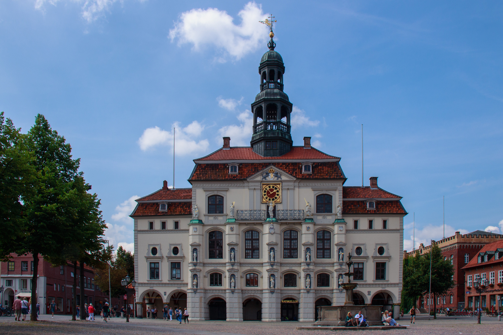 Erholen am Lüneburger Rathaus