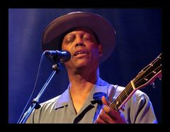 Eric Bibb