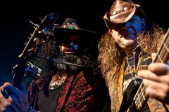 Eric Sardinas & Levell Price