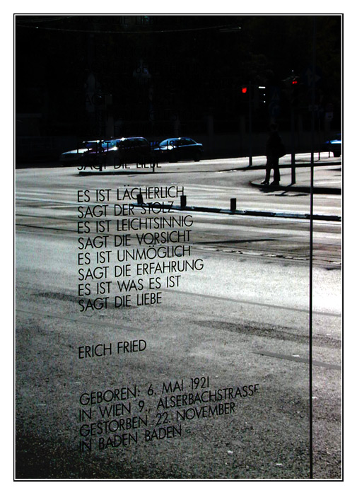 Liebe es es ist fried ist gedicht sagt was erich die no title