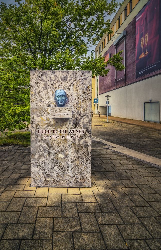 Erich Koch-Weser Skulptur in Bremerhaven