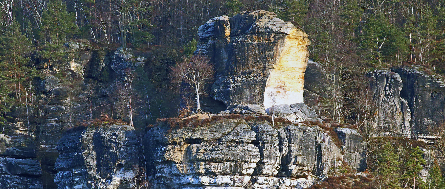 Erinnerung an die Tragödie aus dem Jahr 2000 als am 22.11. 800 Tonnen Gestein abstürtzten...