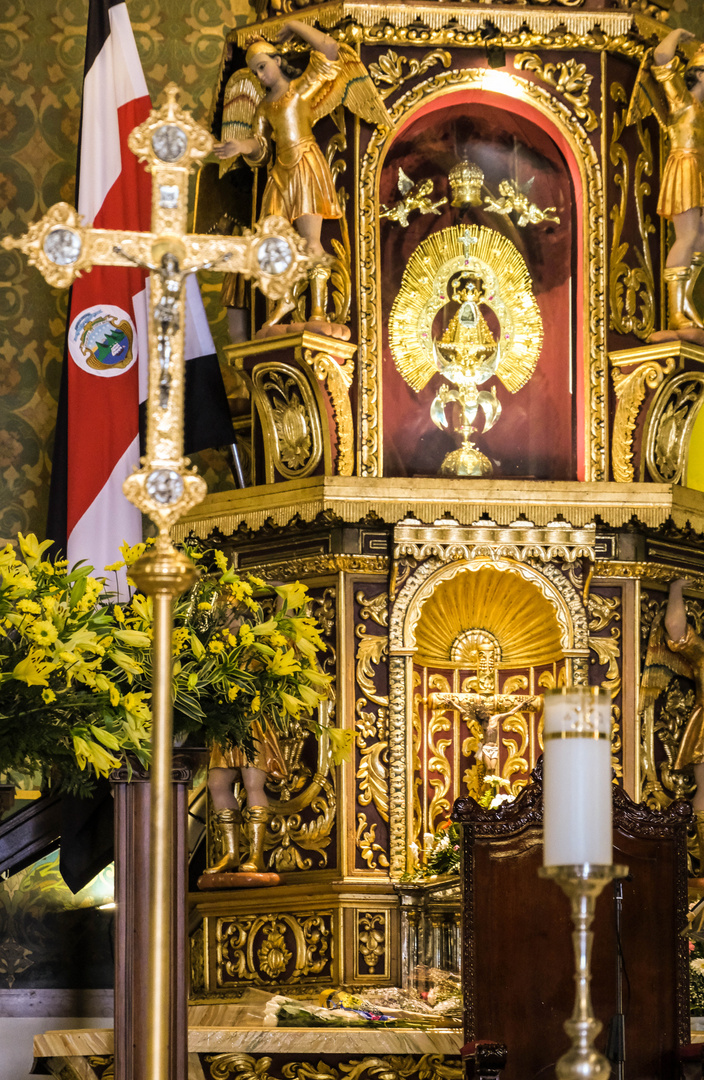 ...Erinnerungen an die Basilika Virgen de los Angeles...