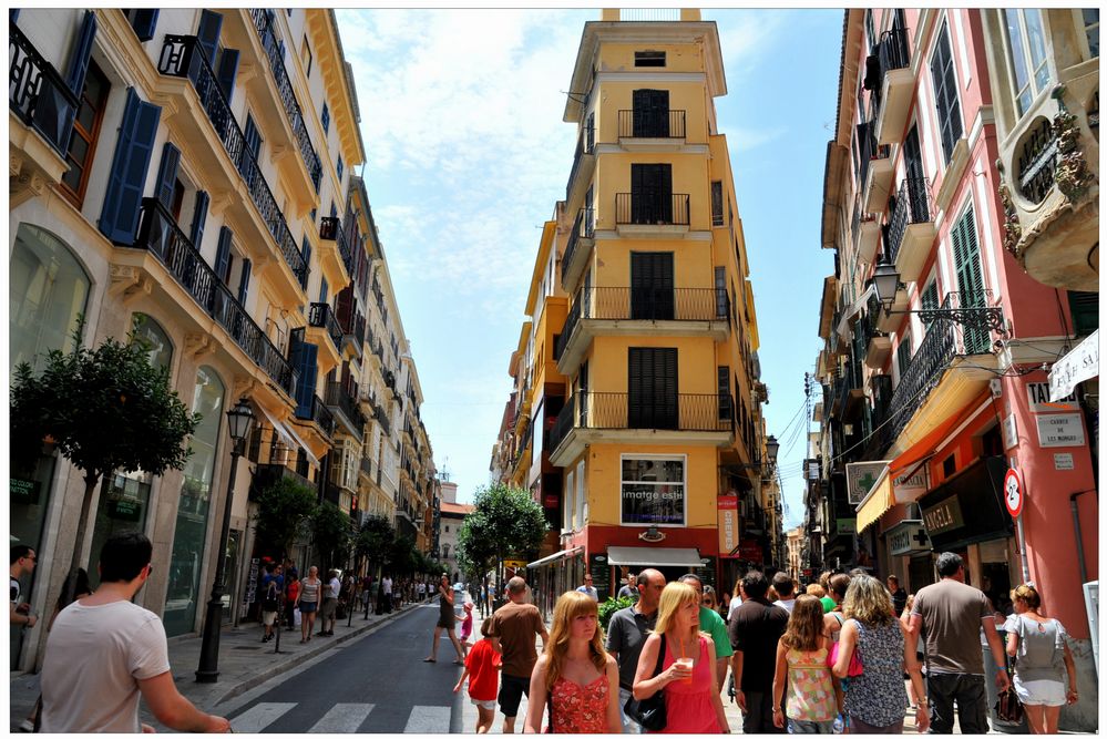 Erinnerungen an Palma de Mallorca VIII (Recuerdos de Palma VIII, casi como Nueva York)