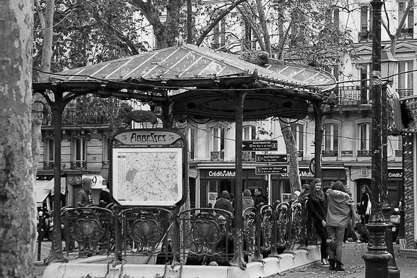 Erinnerungen an Paris - Souvenirs de Paris