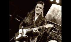 Erja Lyytinen Live
