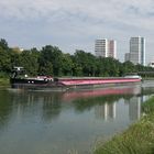 Erlangen - Schiff auf dem Kanal