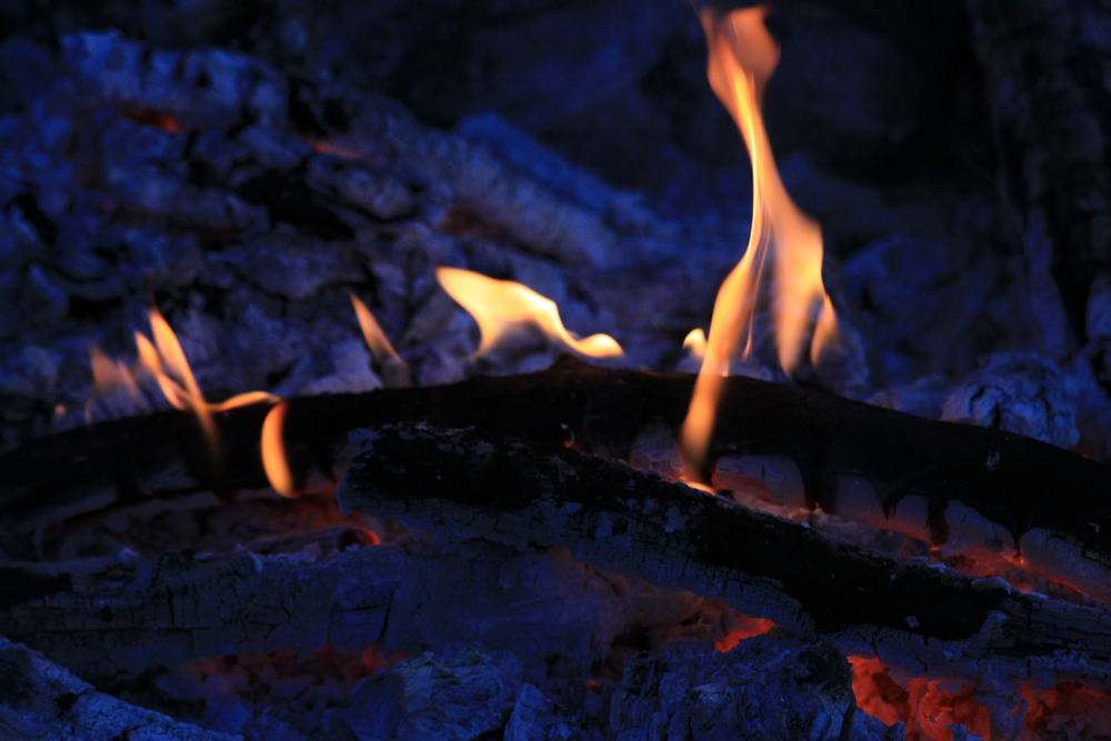 erlöschendes Feuer 3 Foto & Bild die elemente, feuer, natur Bilder