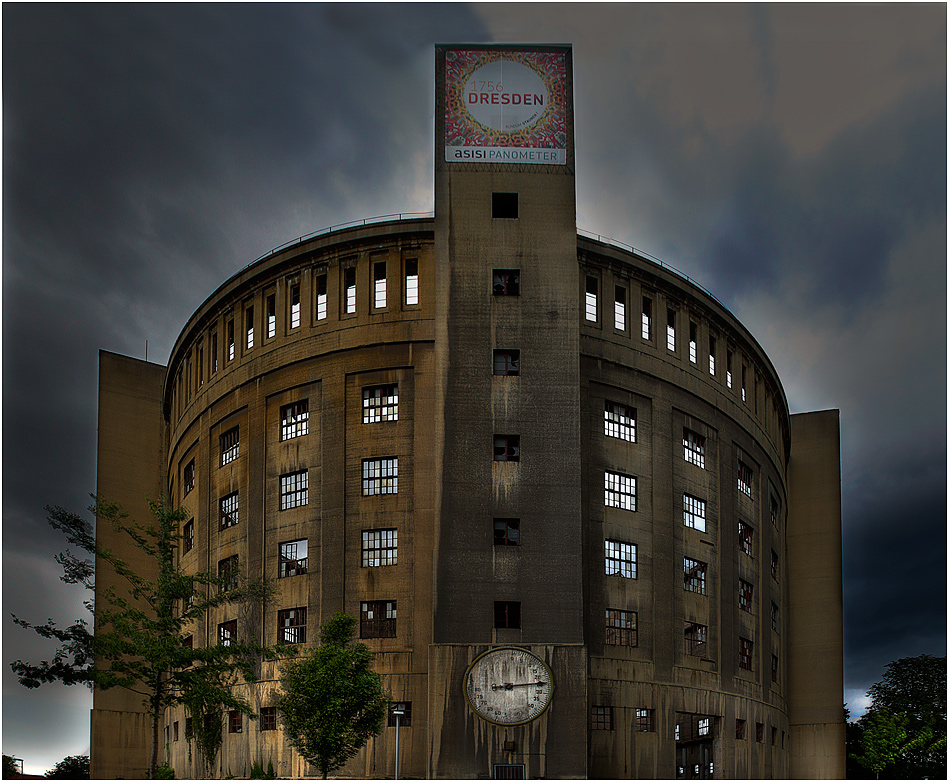 ... Erlwein Gasometer ...